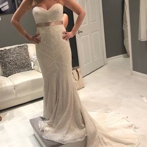 SOLD Lillian West #6516 Ivory/Champagne wedding dress
